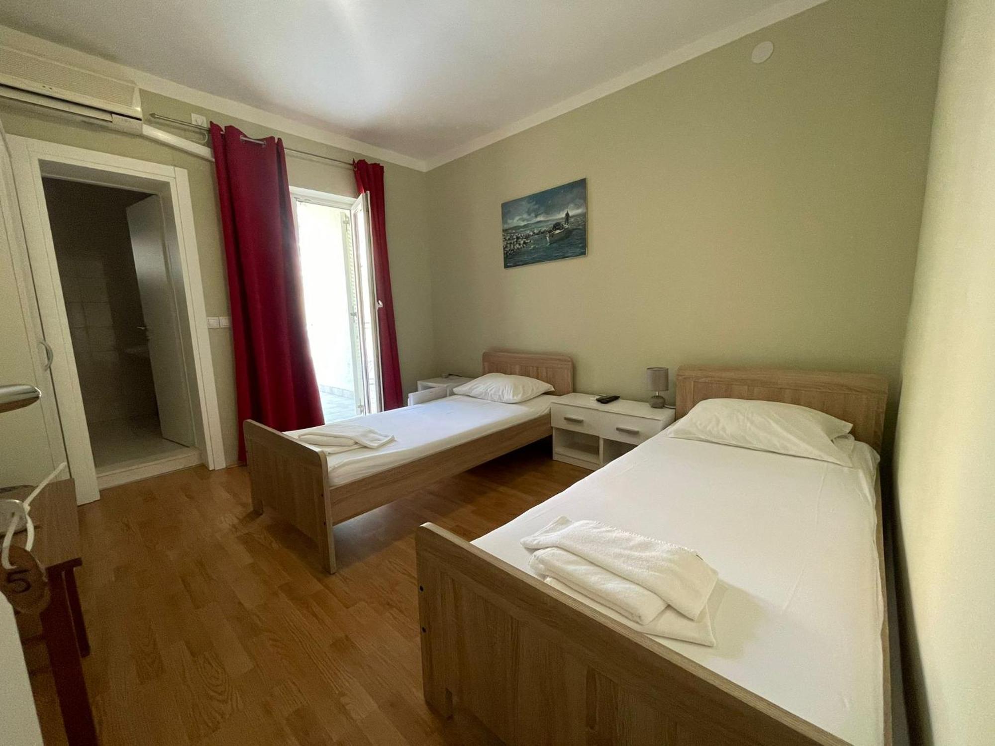 Samson Rooms Marina Exterior foto